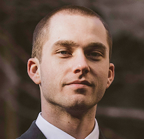 Analista de trading y experto en mercado cripto, Thomas Whitfield, retrato